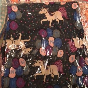 LuLaRoe Birthday Leggings OS